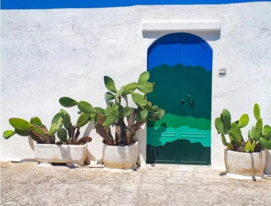 Living Stone Villa Ostuni Bagian luar foto